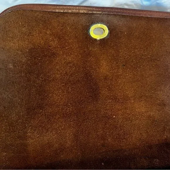 Vintage COACH NYC Classic Pouch Leather Shoulder Bag - No. 147-5201 - Picture 12 of 13